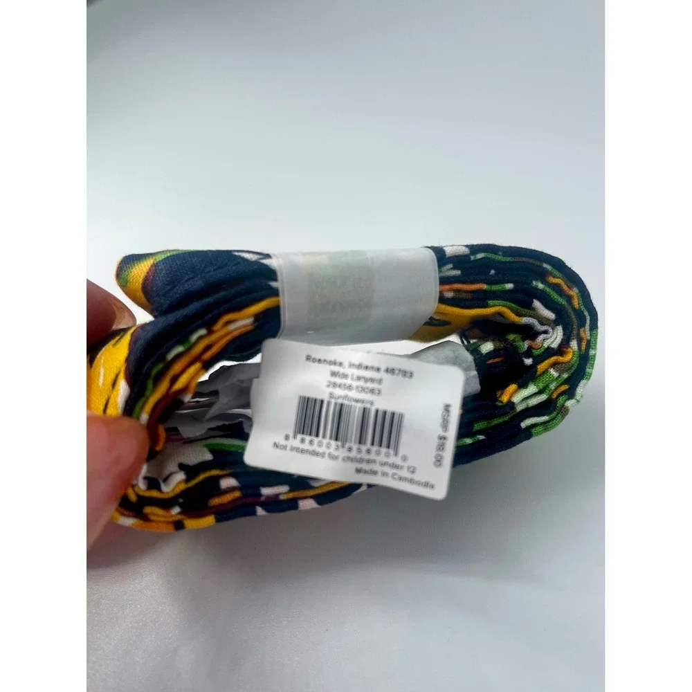 Vera Bradley Wide Lanyard NWT SUNFLOWERS ID Badge Holder Keychain Retired